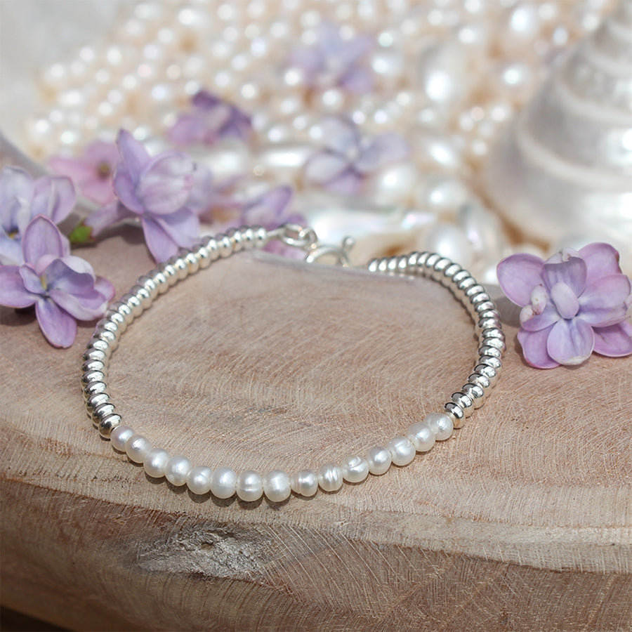 Pearl Bracelet With Silver Beads