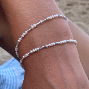 Dainty Pearl Bracelet With Faceted Silver Beads